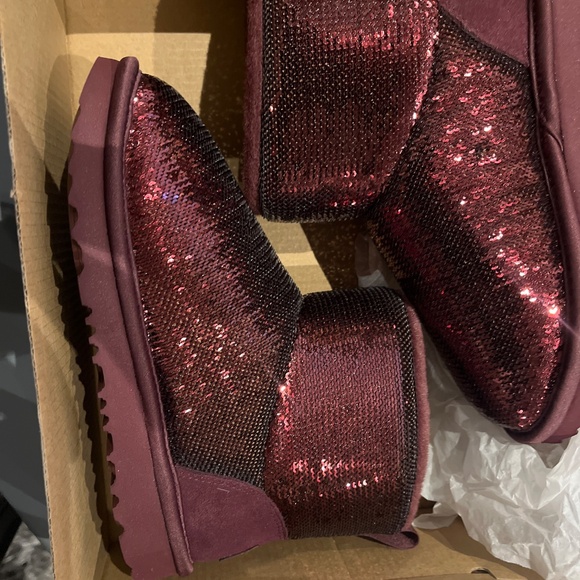 Sparkle UGGS kids Size 1 - Picture 4 of 5